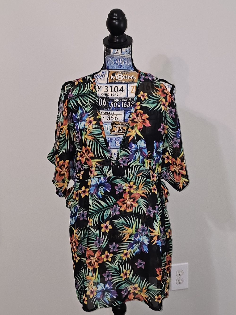 Miken Swim Swimsuit Cover Up Tunic Top Size M Multi Color Floral